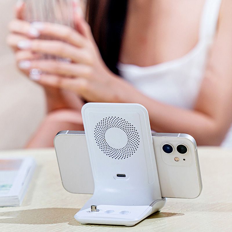 Arenzza 100W wireless fast charger and phone holder with sleek design, showing the charging pad and phone placement area.