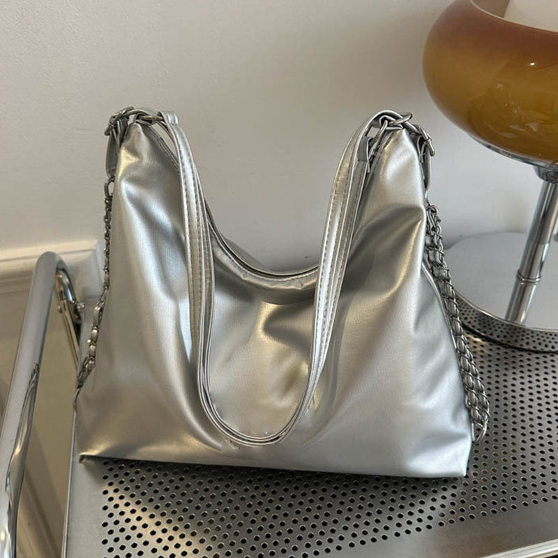 Large textured soft leather bag for women by Arenzza, showcasing spacious design and elegant craftsmanship.