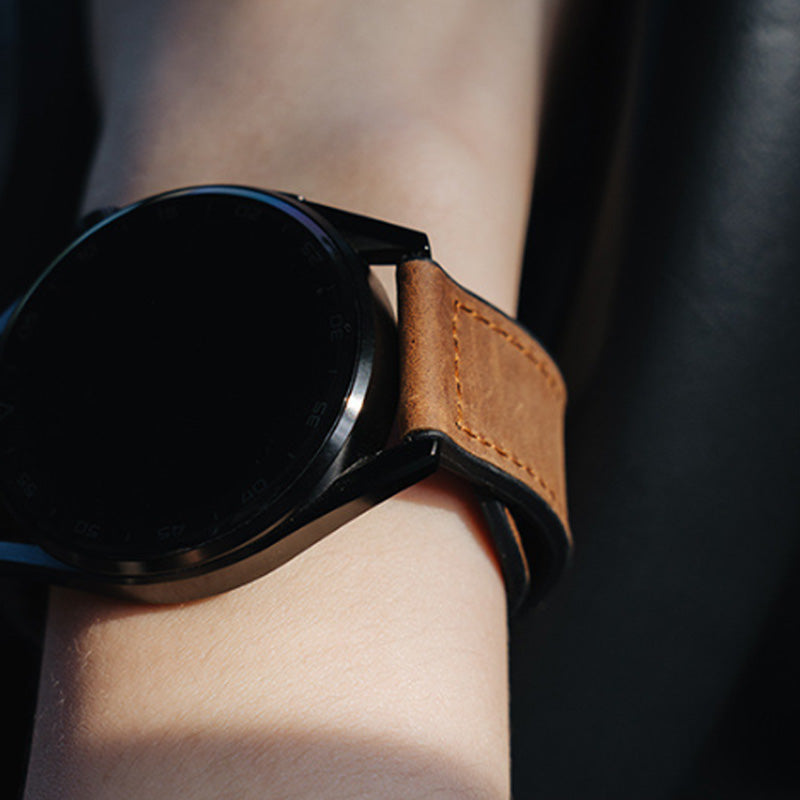 Arenzza universal fashion smart watch band with magnetic buckle, black silicone strap on a white background.