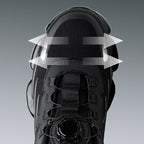 A pair of Arenzza non-slip safety shoes with shock-absorbing studs, designed for secure footing and durability in work environments.