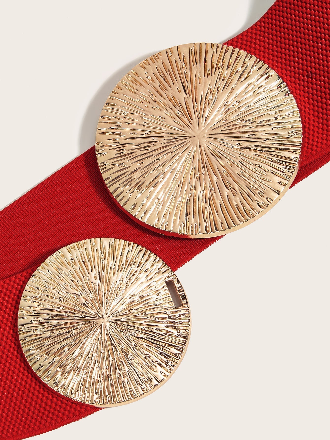 Women's vintage gold buckle high elastic belt by Arenzza, featuring a stylish gold buckle and stretch design for versatile wear.