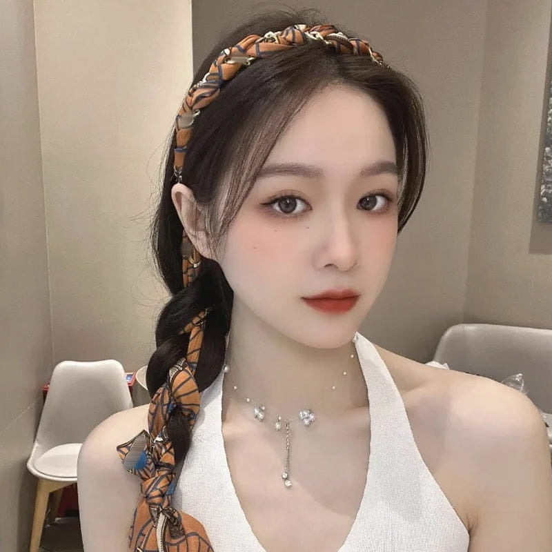 Arenzza Pretty Everyday Wrap Headband with comb teeth, soft fabric accessory for hair styling and everyday wear.
