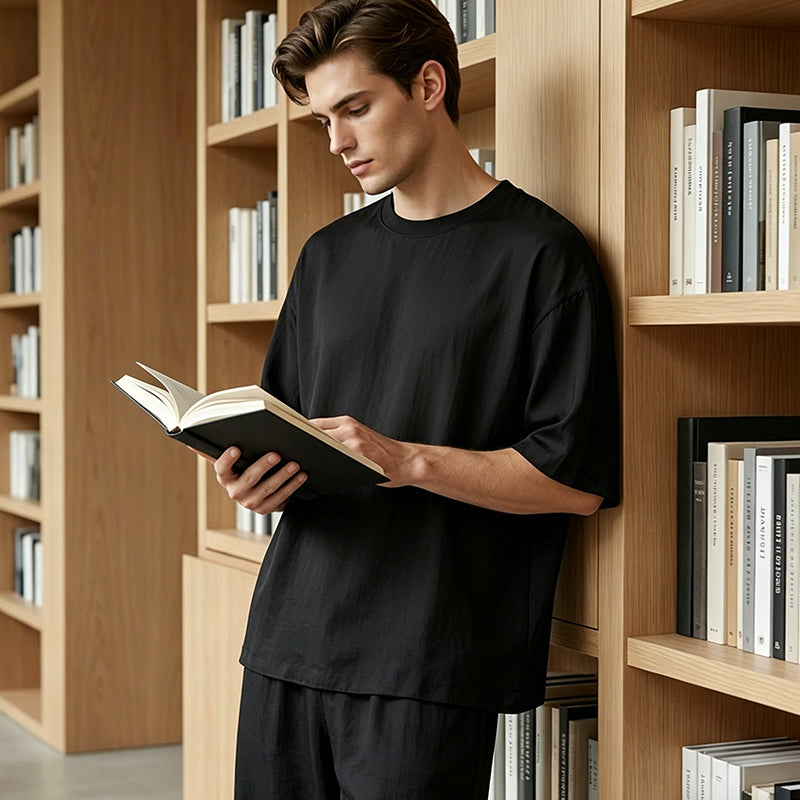 A men's Arenzza 2-piece set including a T-shirt and wide-leg pants, featuring a trendy, comfortable casual clothing style.