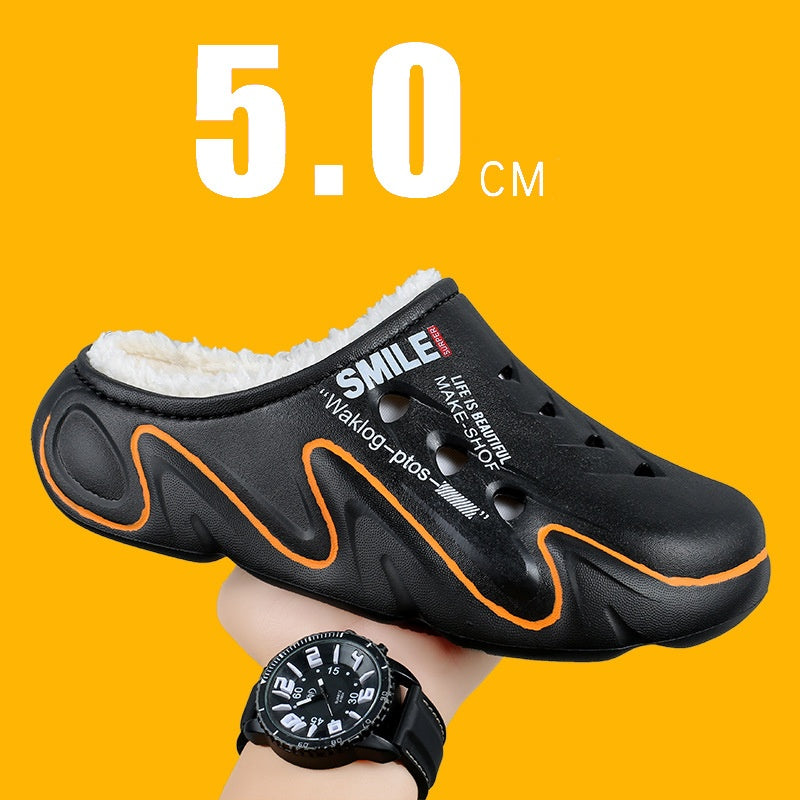 Men's plush-lined warm clog by Arenzza, showing cozy interior and soft exterior in a comfortable footwear style.