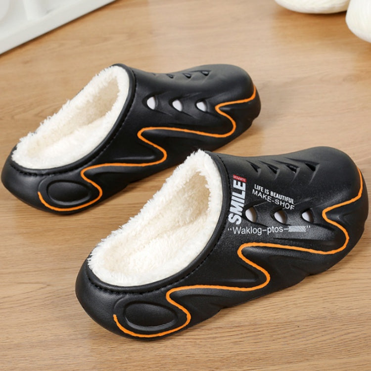 Men's plush-lined warm clog by Arenzza, featuring soft interior and durable exterior for cozy, comfortable wear.