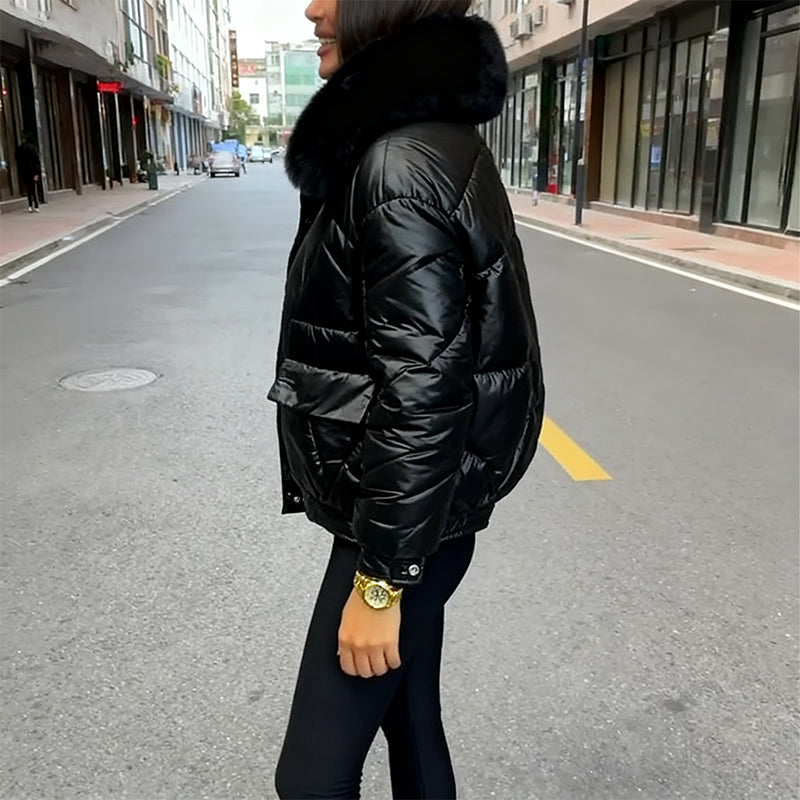 Aarenza Winter Luxe ultra-warm plush collar jacket in black with a cozy collar and stylish design for cold weather.