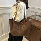 Women's Arenzza retro shoulder bag with large capacity, multifunctional design, featuring multiple compartments and stylish vintage-inspired look.