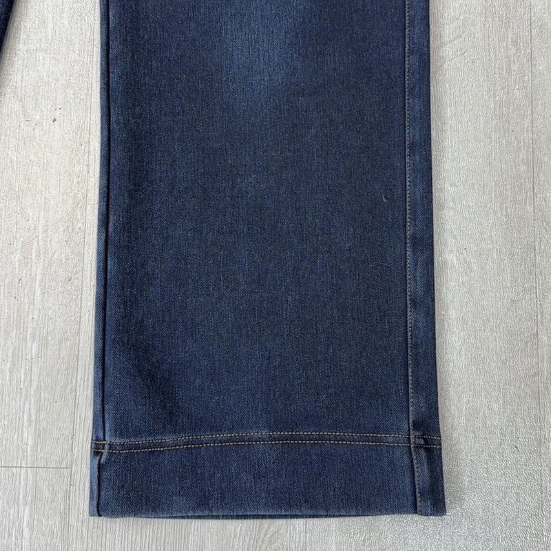 Women’s casual straight-leg pants by Arenzza, shown in a natural stance, featuring a relaxed fit and neutral color.