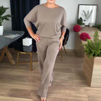 Arenzza elegant longline cardigan, matching top and pants 3-piece set, stylish and comfortable clothing for women.