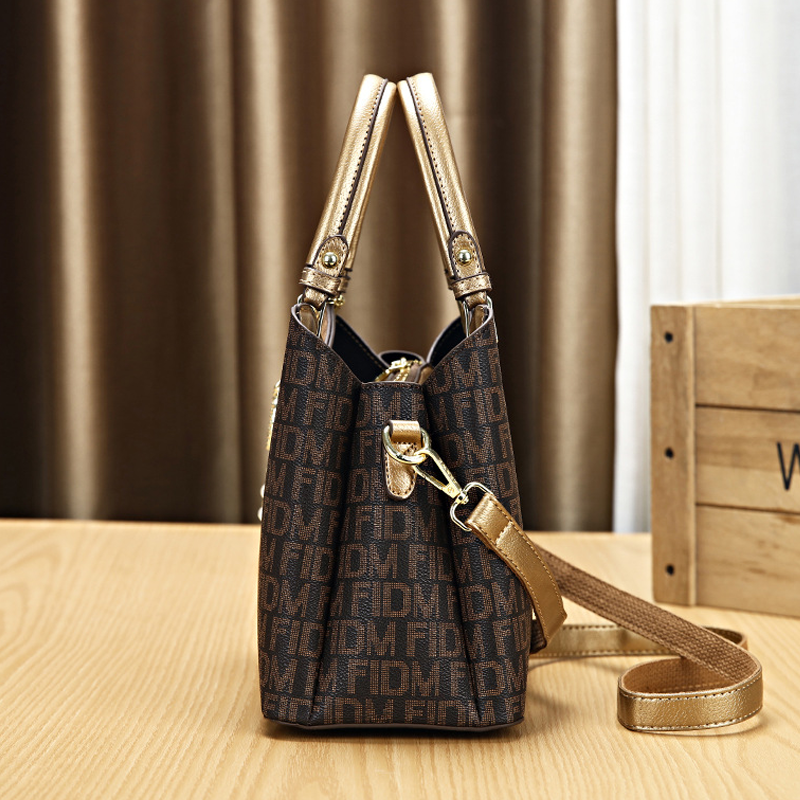 A women's fashionable casual elegant bag by Arenzza, featuring a stylish design and versatile accessory for everyday use.
