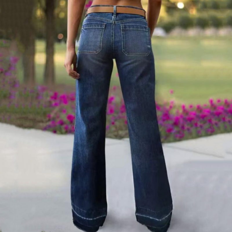 A pair of women's retro flare jeans with pockets from Arenzza, showcasing blue denim, high waist, and fashionable fit.