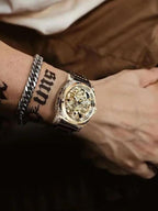 Arenzza men's analog mechanical watch with round dial, leather strap, and classic business fashion style.