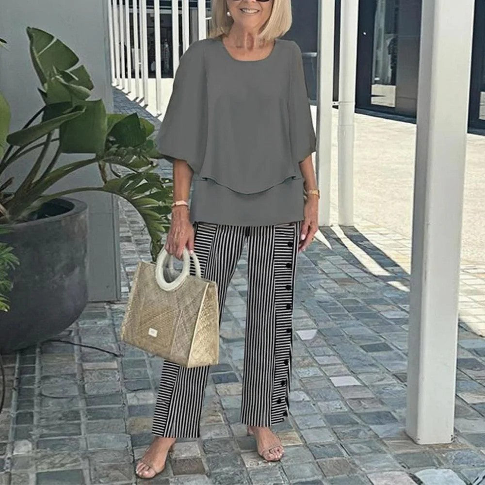 Arenzza women's casual two-piece set with printed round neck top and matching pants, half sleeves, perfect for summer comfort.