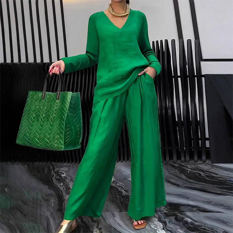 Aarenza women's v-neck lounge set with wide-leg pants in soft fabric, featuring a relaxed fit and comfortable style.