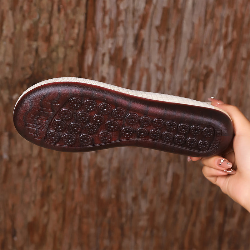 Arenzza breathable knit flats with anti-slip sole, soft cloud-like material, perfect for cool, comfortable all-day walking.