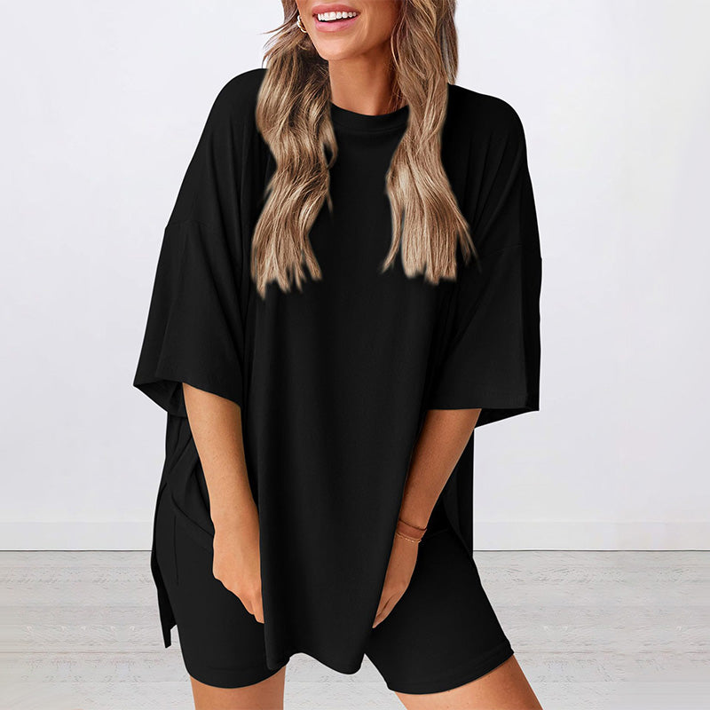 A woman wearing Arenzza women's summer casual loose two-piece set, featuring a light, breathable fabric perfect for warm weather.