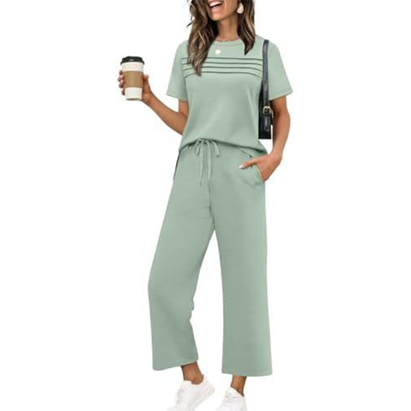 Women's Arenzza 2-piece casual lounge set featuring a relaxed fit top and matching pants, perfect for comfortable everyday wear.