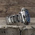 Arenzza men's military watch with analog-digital display, waterproof and shock-resistant, showcasing a rugged design and digital interface.