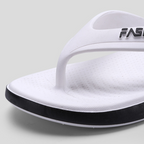 A pair of Arenzza men's sporty flip flops with ultra-soft soles, ideal for beach, gym, and daily wear, shown on a plain background.
