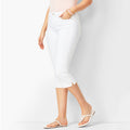 A pair of women's stretch denim capri jeans by Arenzza, showcasing a fitted style with a classic blue denim look.