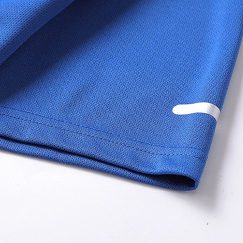 A men's casual quick-dry T-shirt hoodie from Arenzza, featuring a comfortable fit and breathable fabric for everyday wear.