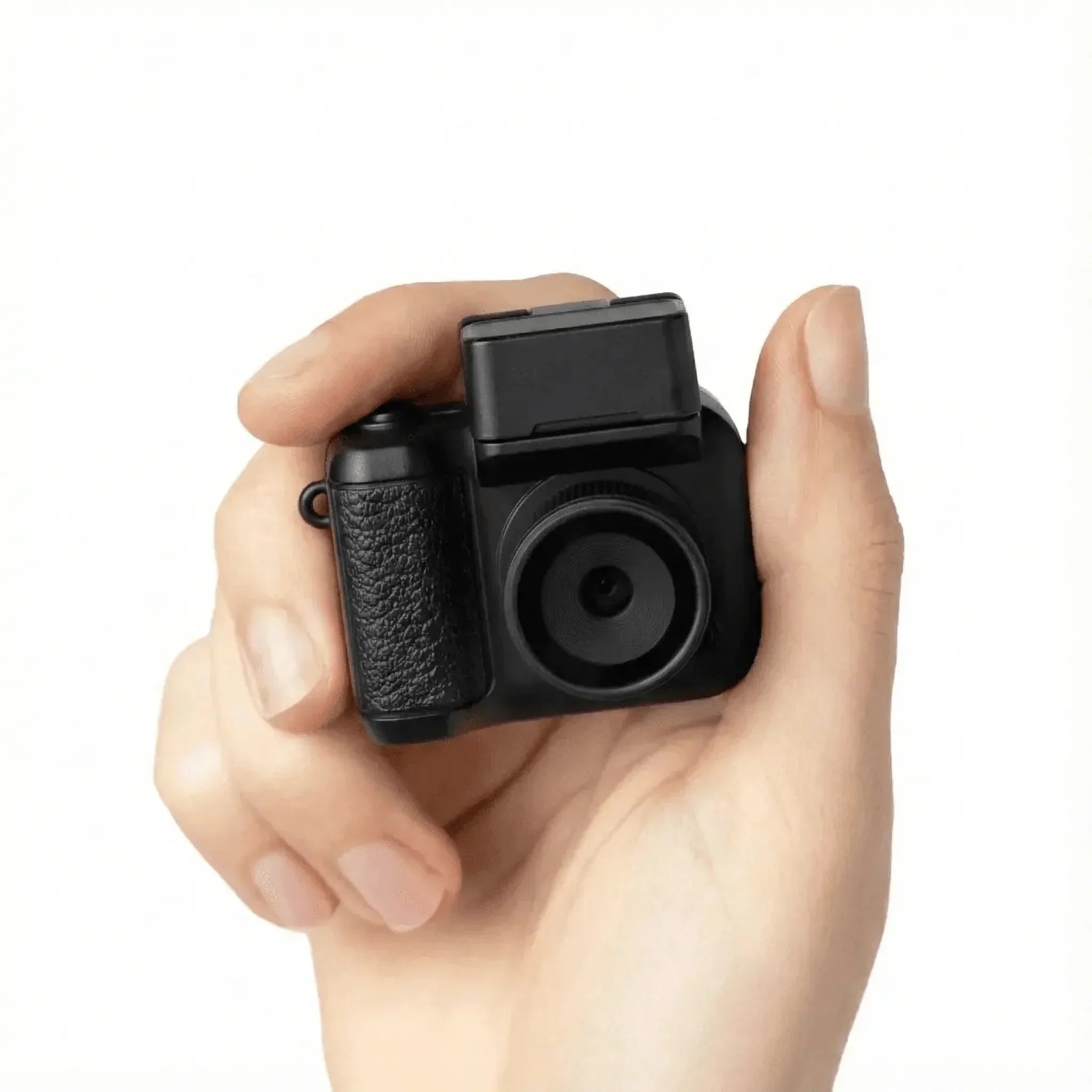 Aarenza Retro Snap Nostalgic Camera in black and silver, featuring a vintage design with a textured grip and classic viewfinder.
