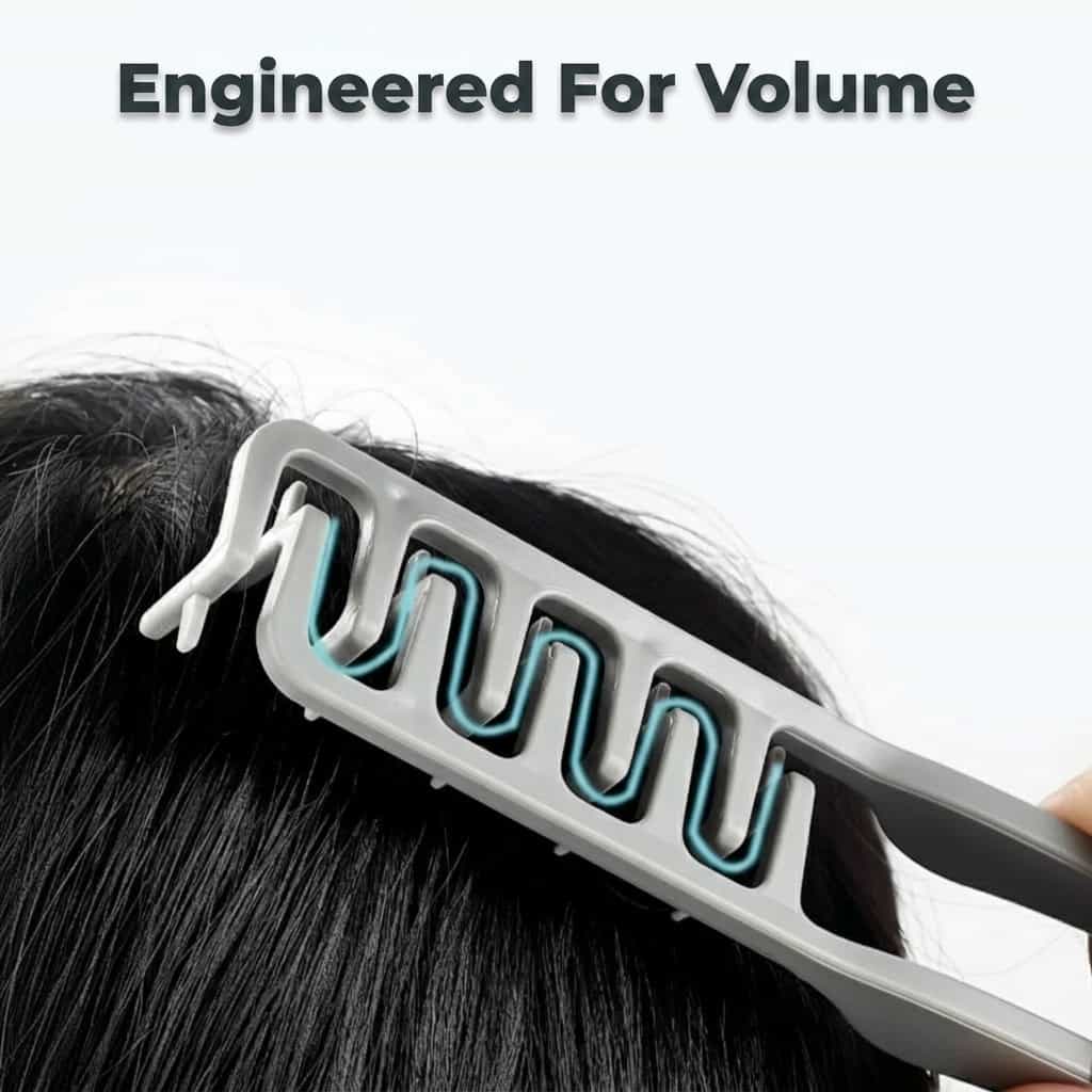 Close-up of the Arenzza VoluLift™ ergonomic professional styling comb showing its sleek design and fine teeth for grooming.