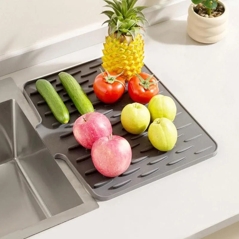 Arenzza QuickDry™ sloped silicone mat with drainage holes for rapid water runoff, ideal for kitchens or bathroom use