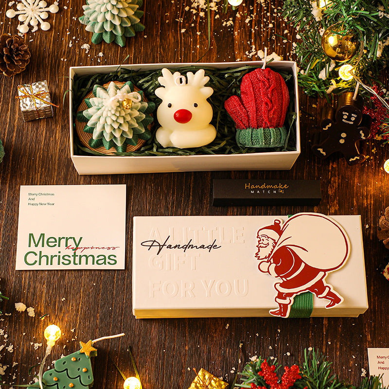 Aarenza Christmas scented candle gift set with festive holiday candles in decorative containers, perfect for seasonal gift-giving.
