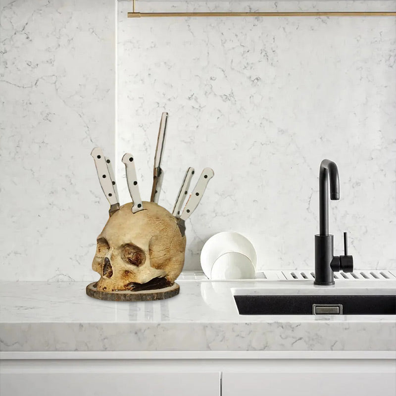 Arenzza Gothic Skull Knife Holder for Halloween and Christmas, featuring a detailed skull design on a dark display stand.