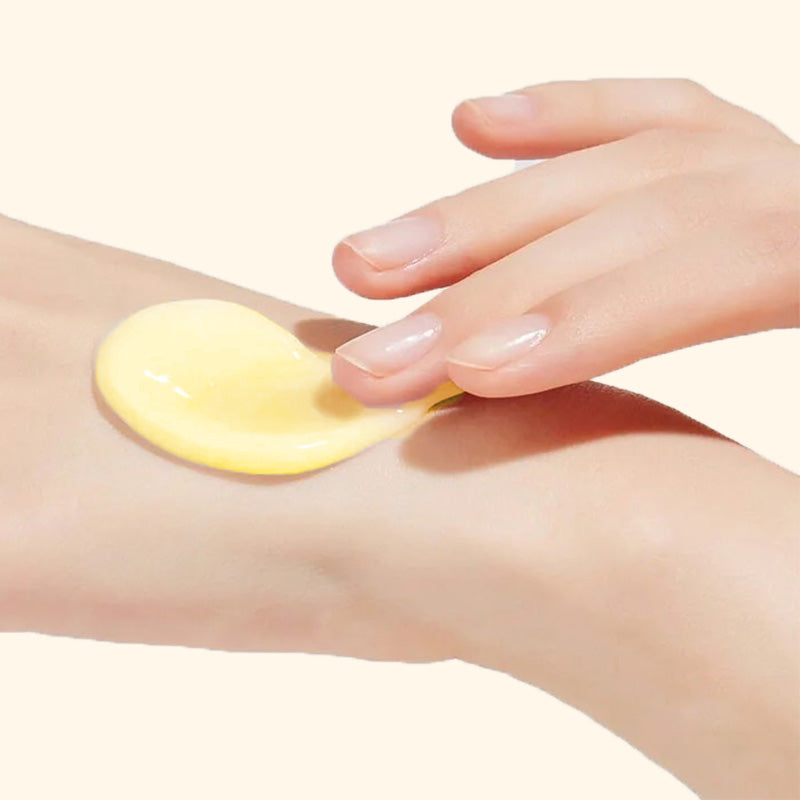 Arenzza Organic Beef Tallow Balm with Honey moisturizing cream in a jar, designed for health and beauty skin hydration.