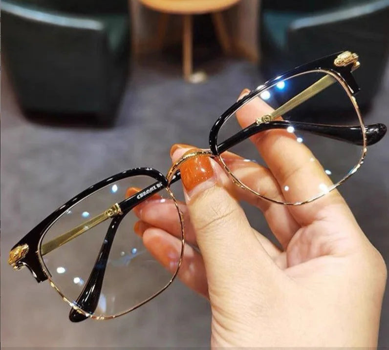 A pair of Arenzza ultra anti-blue light presbyopic reading glasses with clear lenses, designed for comfortable reading and eye protection.