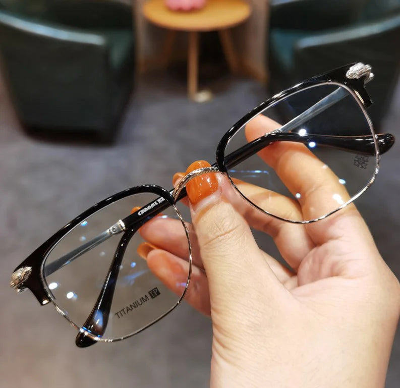 Arenzza ultra anti-blue light presbyopic reading glasses with clear lenses designed for comfortable reading and eye protection.