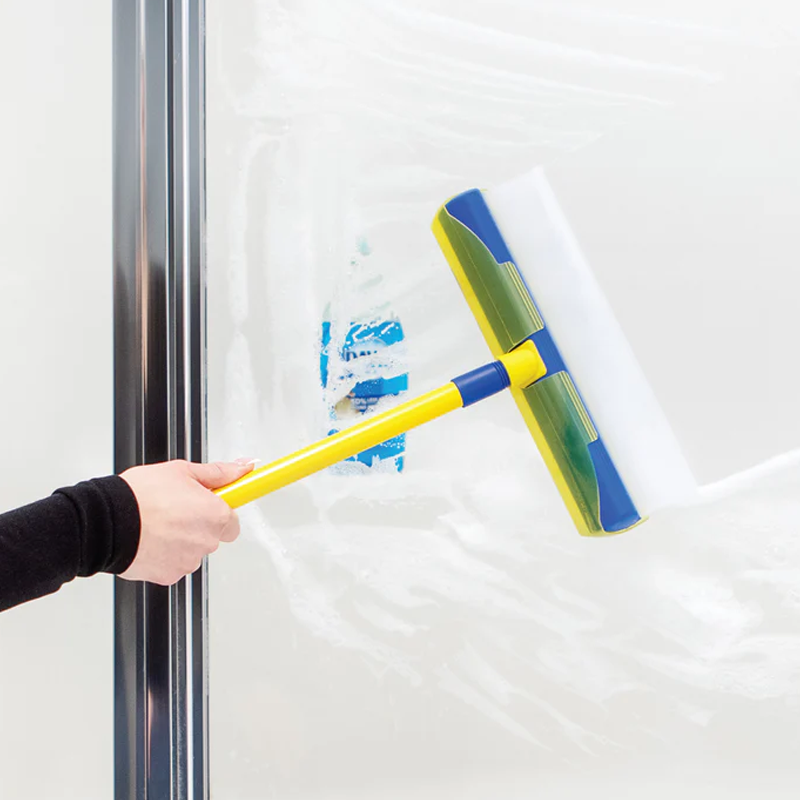 A set of five Arenzza household glass cleaning squeegees with scratch-free and streak-free features, arranged for display.