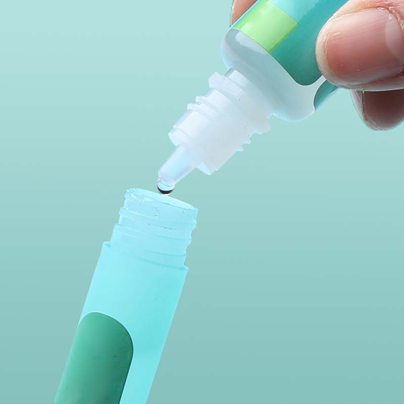 Arenzza thermal sensitive paper correction fluid spray for household cleaning, shown in a clear spray bottle with label details.