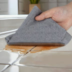 Arenzza reusable tear-away cleaning towel roll for household cleaning, showing soft, absorbent microfiber towels ready for use.