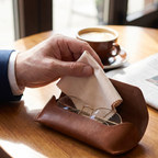 Arenzza microfiber suede-like cleaning cloth for screens and lenses, soft and durable for houseware and kitchen use.