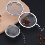 A set of three 304 stainless steel spice and tea filters from Arenzza, designed for kitchen and houseware use.