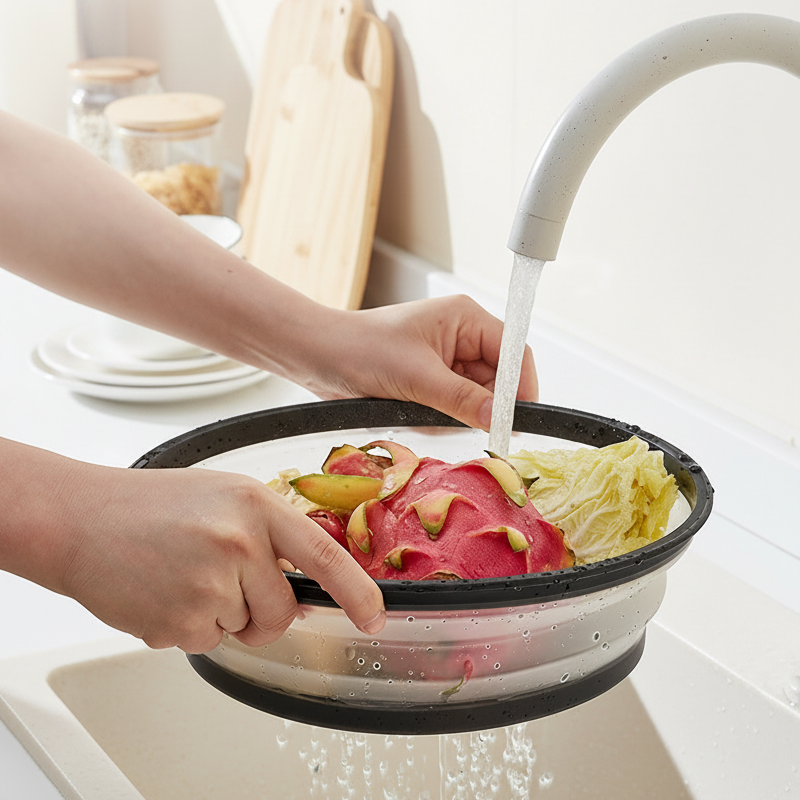 Arenzza collapsible microwave cover with base mat for kitchen, made of durable plastic, shown on a kitchen countertop.