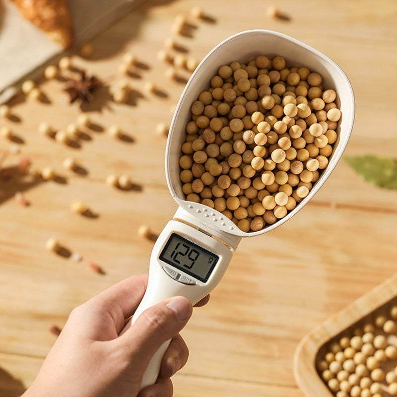 Arenzza electronic digital food spoon with digital display for precise measurements in kitchen and food preparation.