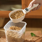 Arenzza electronic digital food spoon with digital display, used for precise food measurement in kitchen and houseware settings.
