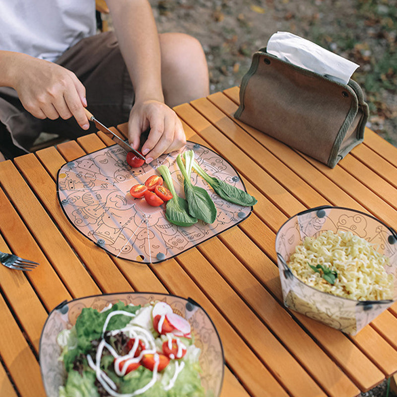 A set of lightweight, portable outdoor folding PP utensils from Arenzza for houseware and kitchen use, displayed outdoors.