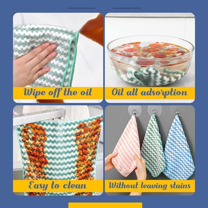 Arenzza microfiber cleaning rag for kitchen and house cleaning, shown in a close-up with soft, absorbent fabric texture.