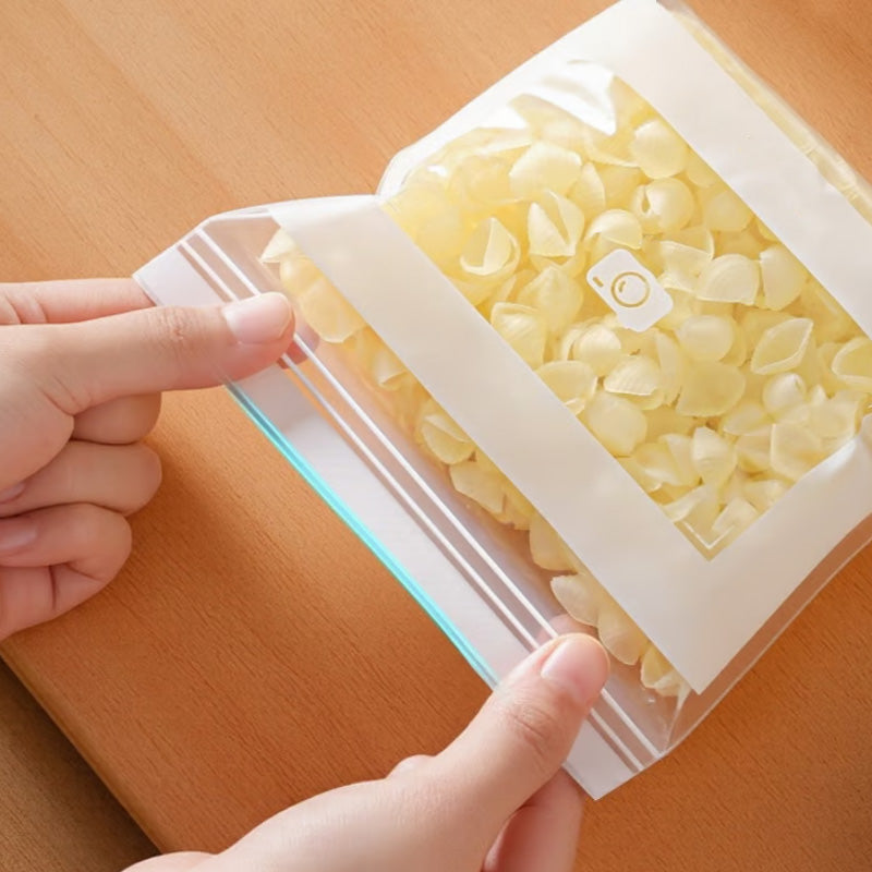 Transparent Arenzza food-grade reinforced double-seal bags, kitchen storage, showing secure sealing and durable material.
