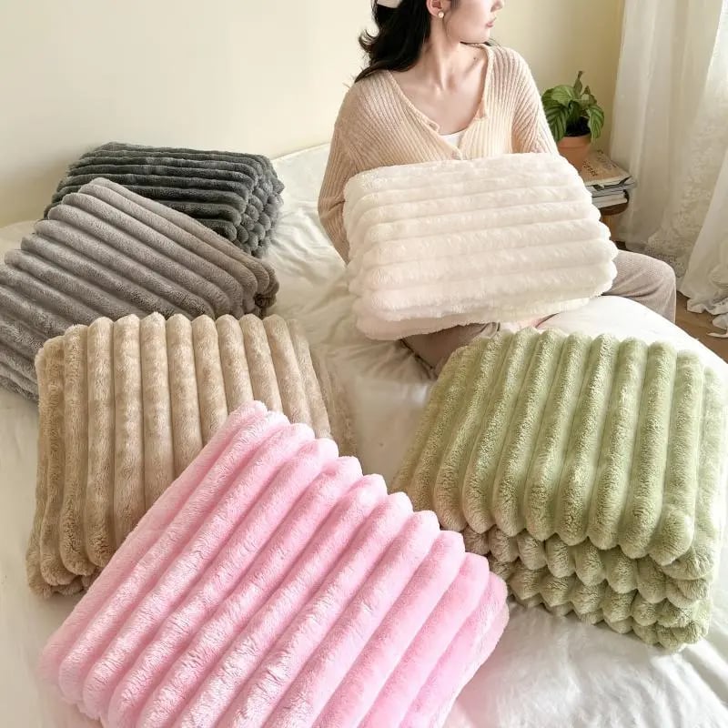 Aarenza thickened rabbit plush and milk velvet cover blanket with festive Christmas design, cozy and soft for home use.