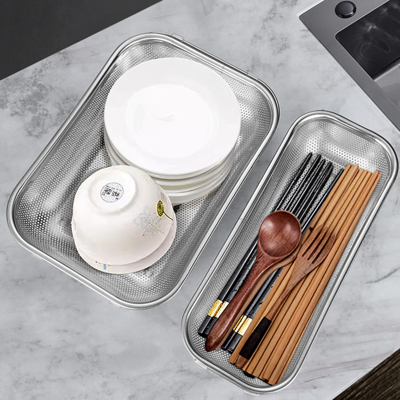 Stainless steel telescopic drainer basket by Arenzza, kitchen houseware item with adjustable extendable design for draining utensils.