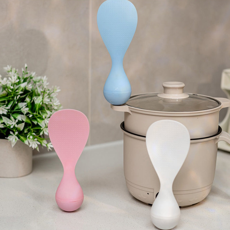 Aarenza household tumbler rice spoon, black plastic kitchen utensil for serving rice, with a curved handle and ergonomic design.