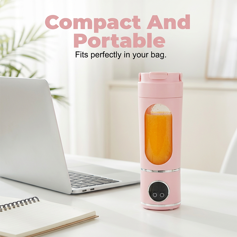 Arenzza portable USB rechargeable blender in black with a clear blending jar and lid, perfect for on-the-go smoothies and drinks.
