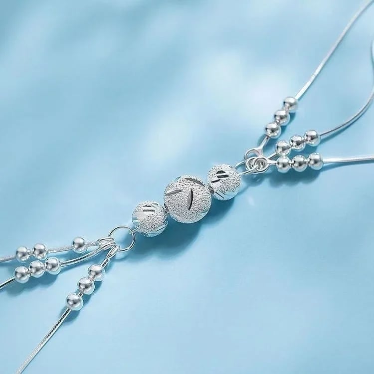 Arenzza Lucky Transfer Bead Bracelet with colorful beads and charms, stylish jewelry accessory for everyday wear.