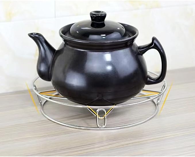 Round stainless steel Arenzza kitchen steamer rack for steaming vegetables and seafood in cookware.